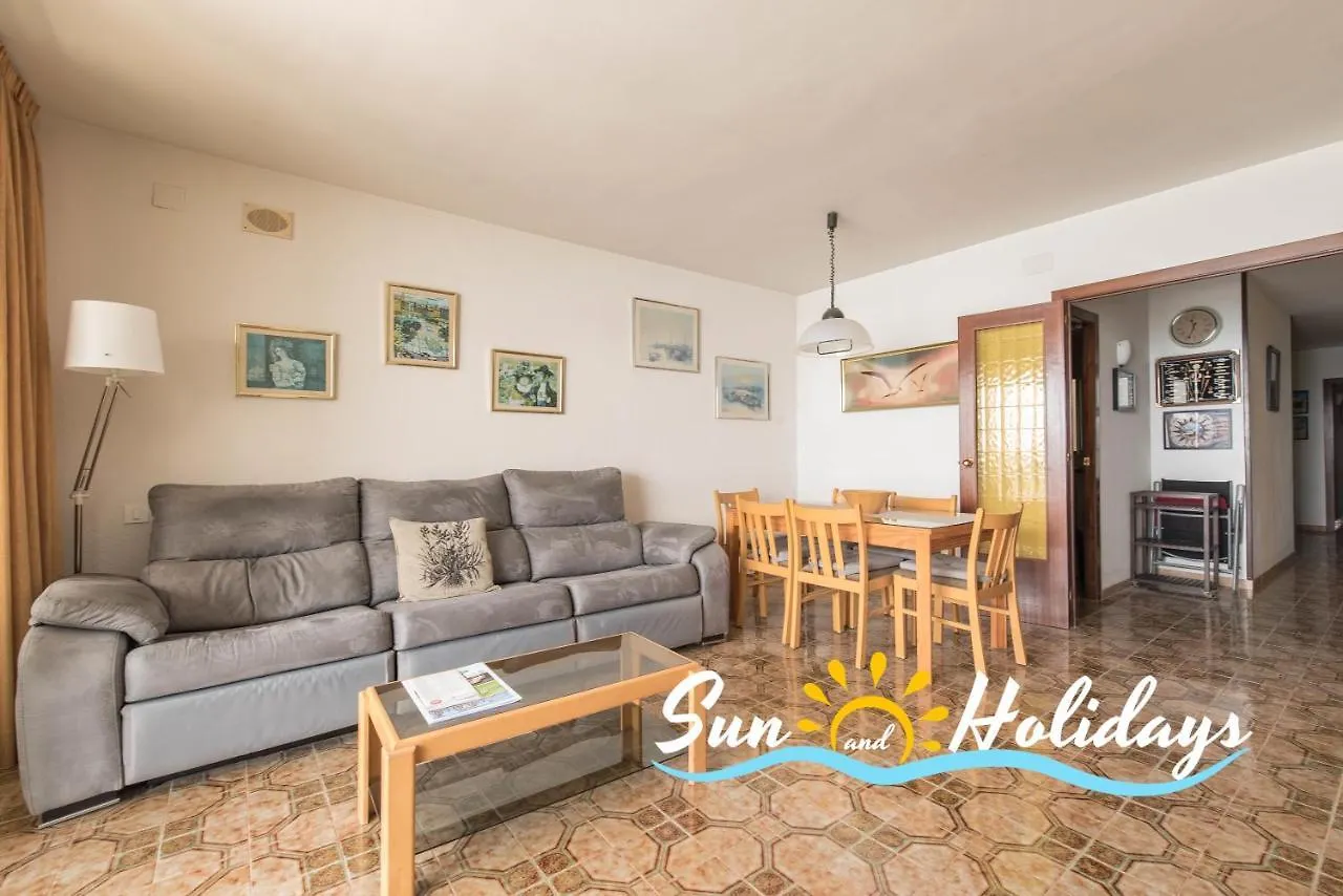 Apartament R104 カラフェル
